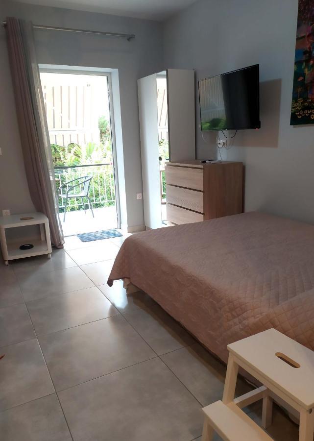 Modern Studio Next To The Sea! Porto Rafti Exterior photo